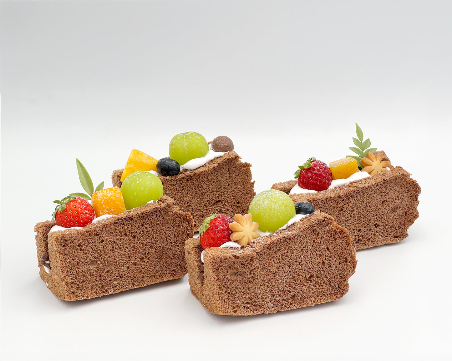 chocolate chiffon fruit sando