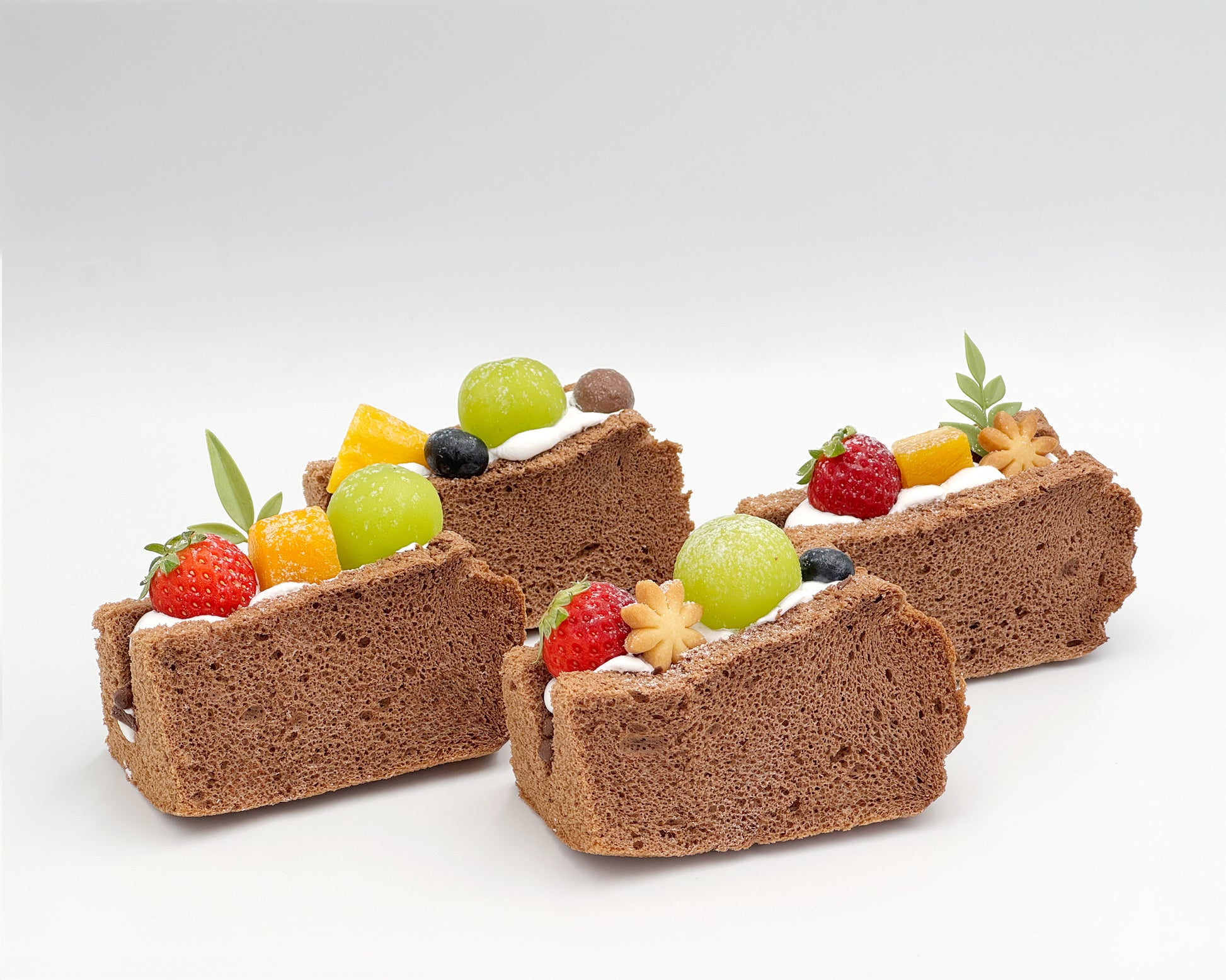 chocolate chiffon fruit sando