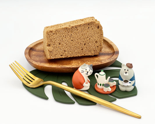 Naked earl grey chiffon cake, sliced