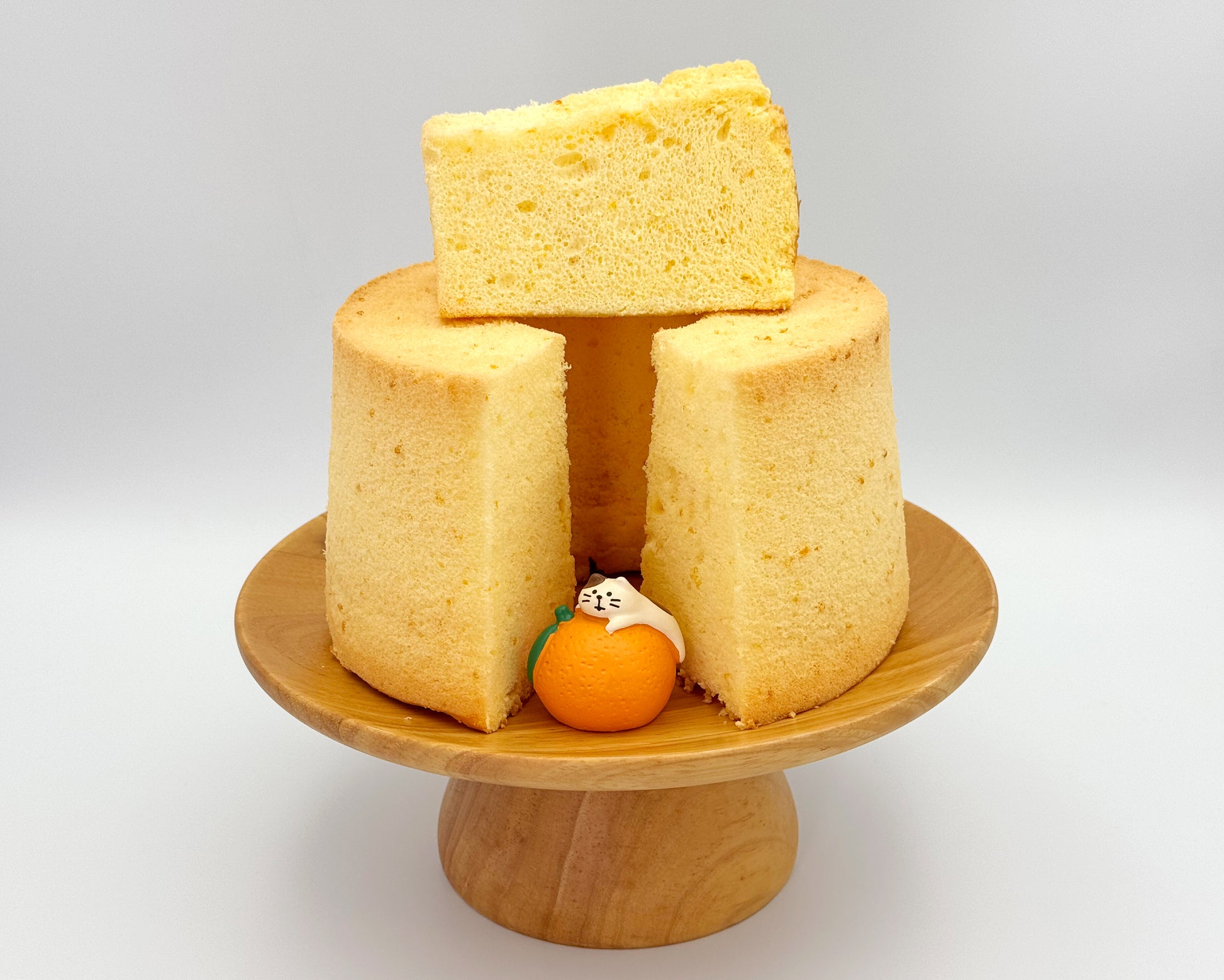 Naked orange zest chiffon cake